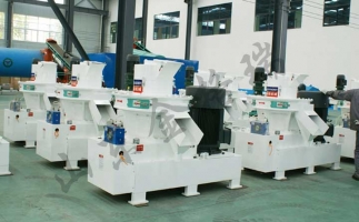 大家好，我是木屑顆粒