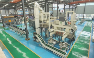 買木屑顆粒機(jī)，選對(duì)廠家品牌設(shè)備一步到位！